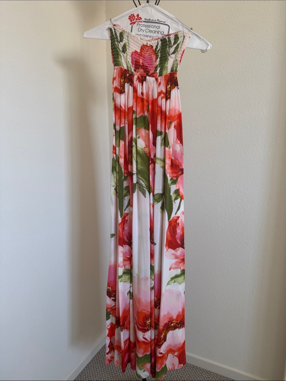 EUC Plum Pretty Sugar Strapless Maxi Dress (Red/Pink Floral Print) (Size Small)